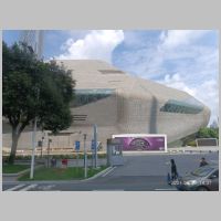 Guangzhou, Opera House, China, photo Ghaud Lnegauk on Wikipedia.JPG